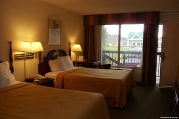 HOTEL M AND CONFERENC (Morgantown)